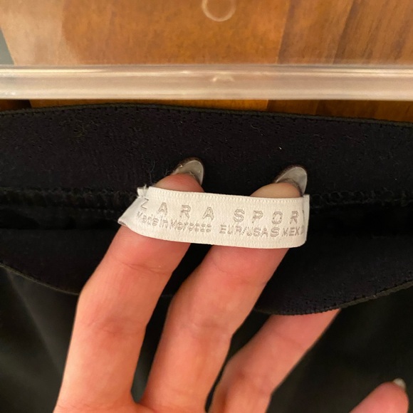 Zara long black skirt - Picture 4 of 5